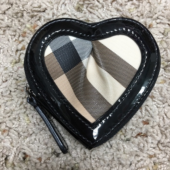 burberry heart purse